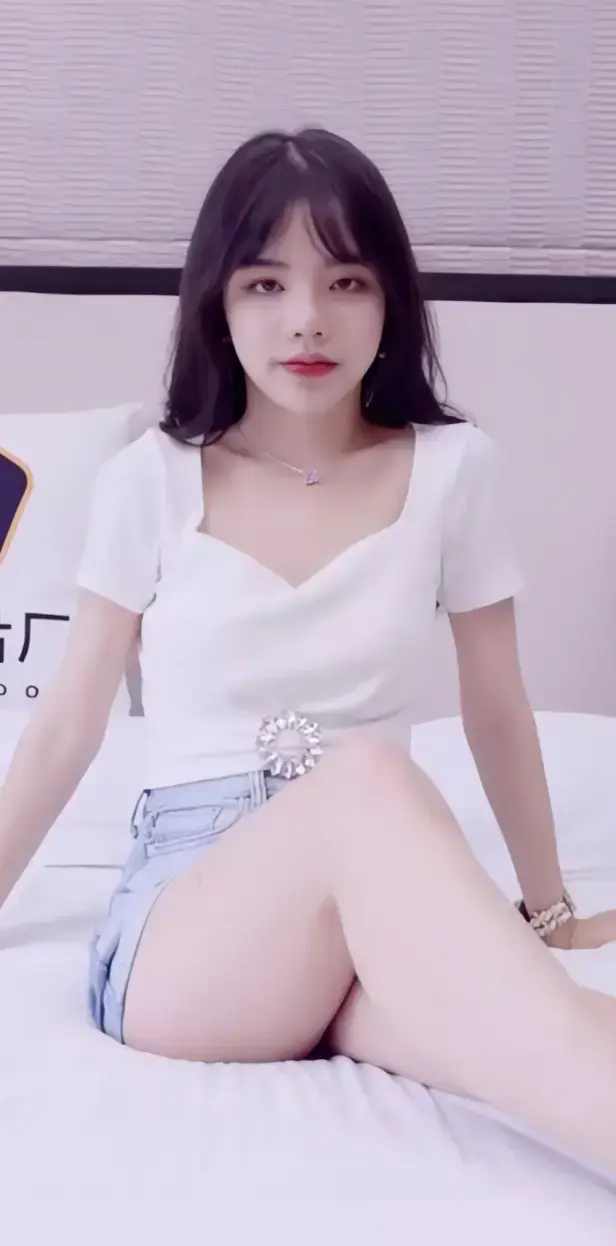 《潘甜甜三部曲》1080P高清完整版资源-潘甜甜封神三部曲全集在线观看-潘甜甜无删减版迅雷/阿里云盘下载-一部震撼人心的暗黑影像诗