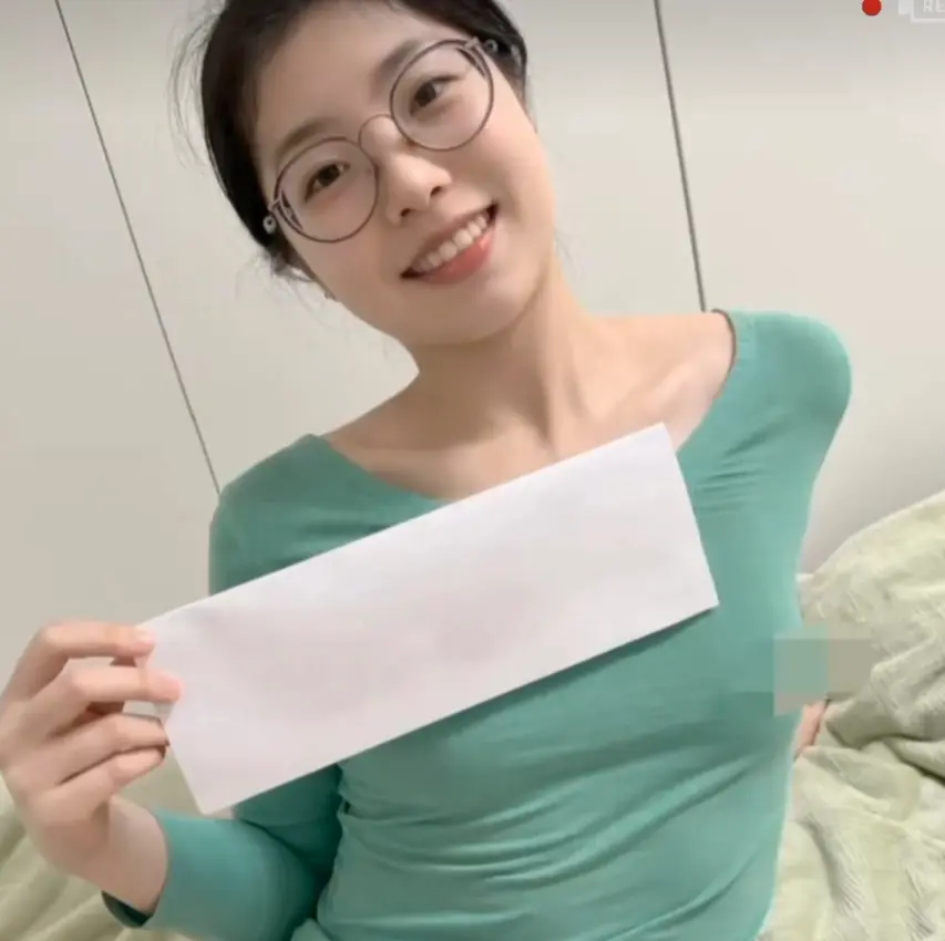 《秦嘉妮/秦嘉倪》1080P无损成片无删节-青筋女王免费在线观看-秦嘉倪全系列作品持续更新-邯郸眼镜妹生活合集-秦嘉妮零广告全收录-反差素人天花板告别滤镜焦虑