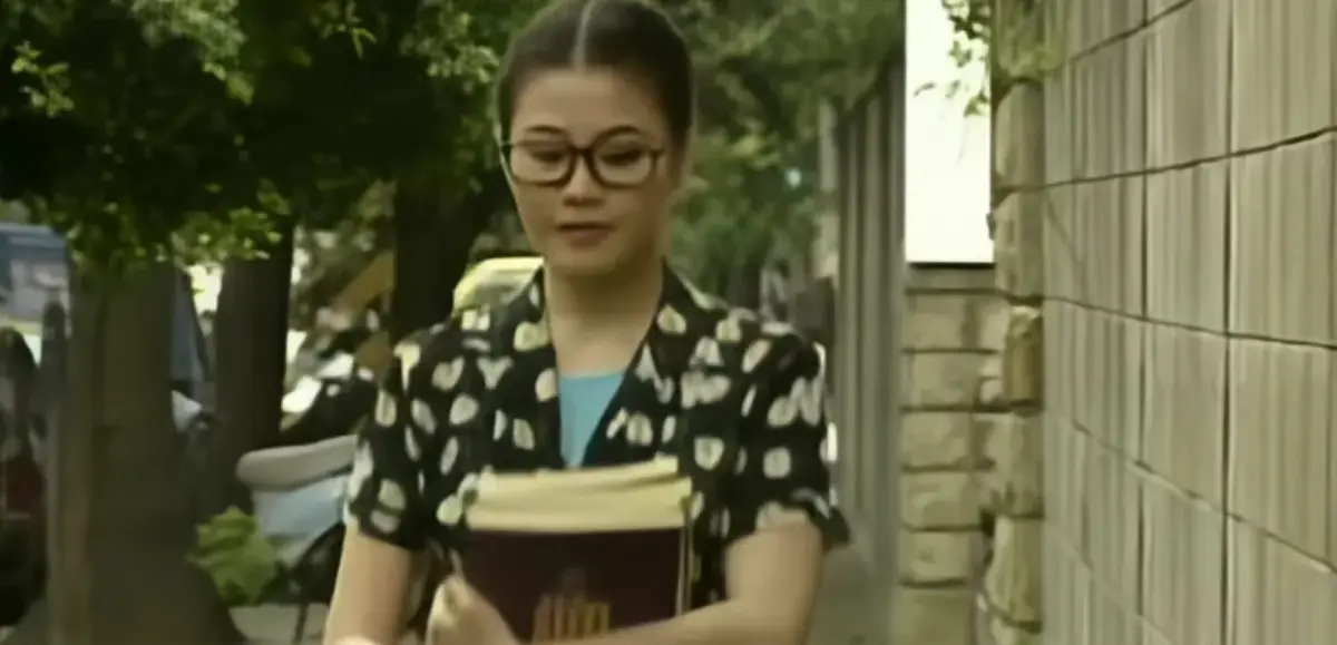 师生畸恋未删减HD高清完整版在线观看-洪晓芸领衔主演《师生畸恋》全集-中文官方字幕纯净无广告-多网盘资源一键下载